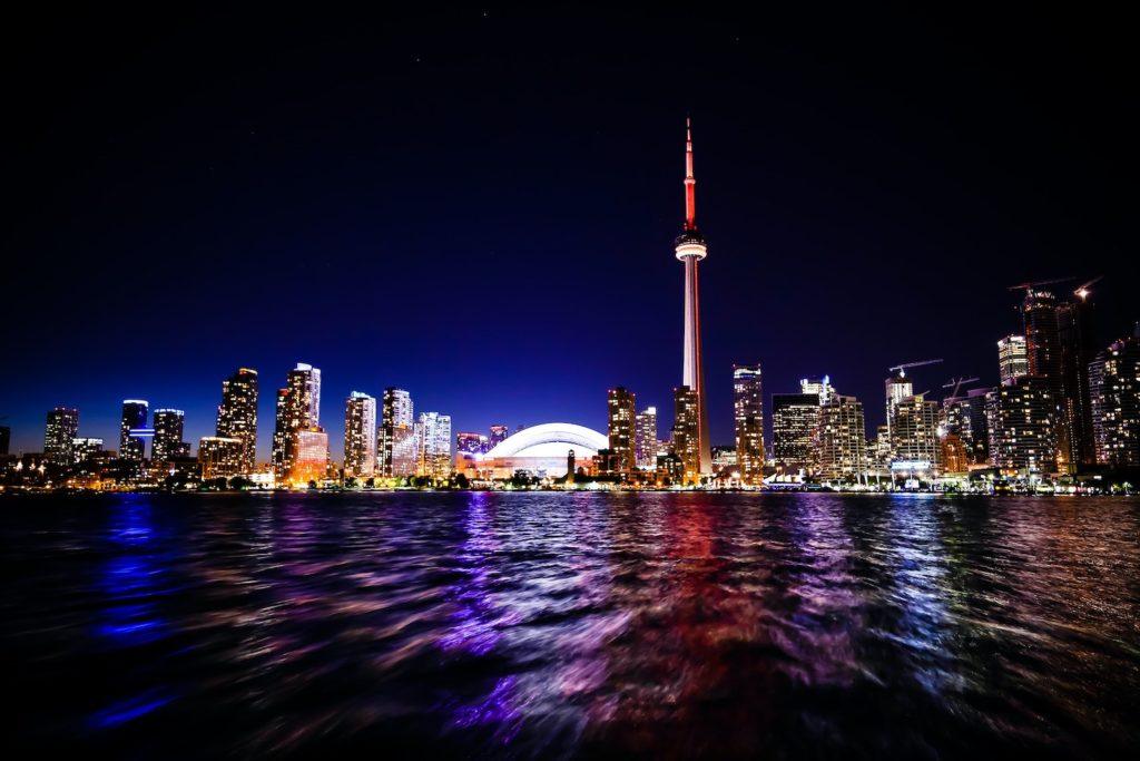 This picture show the city of Toronto.